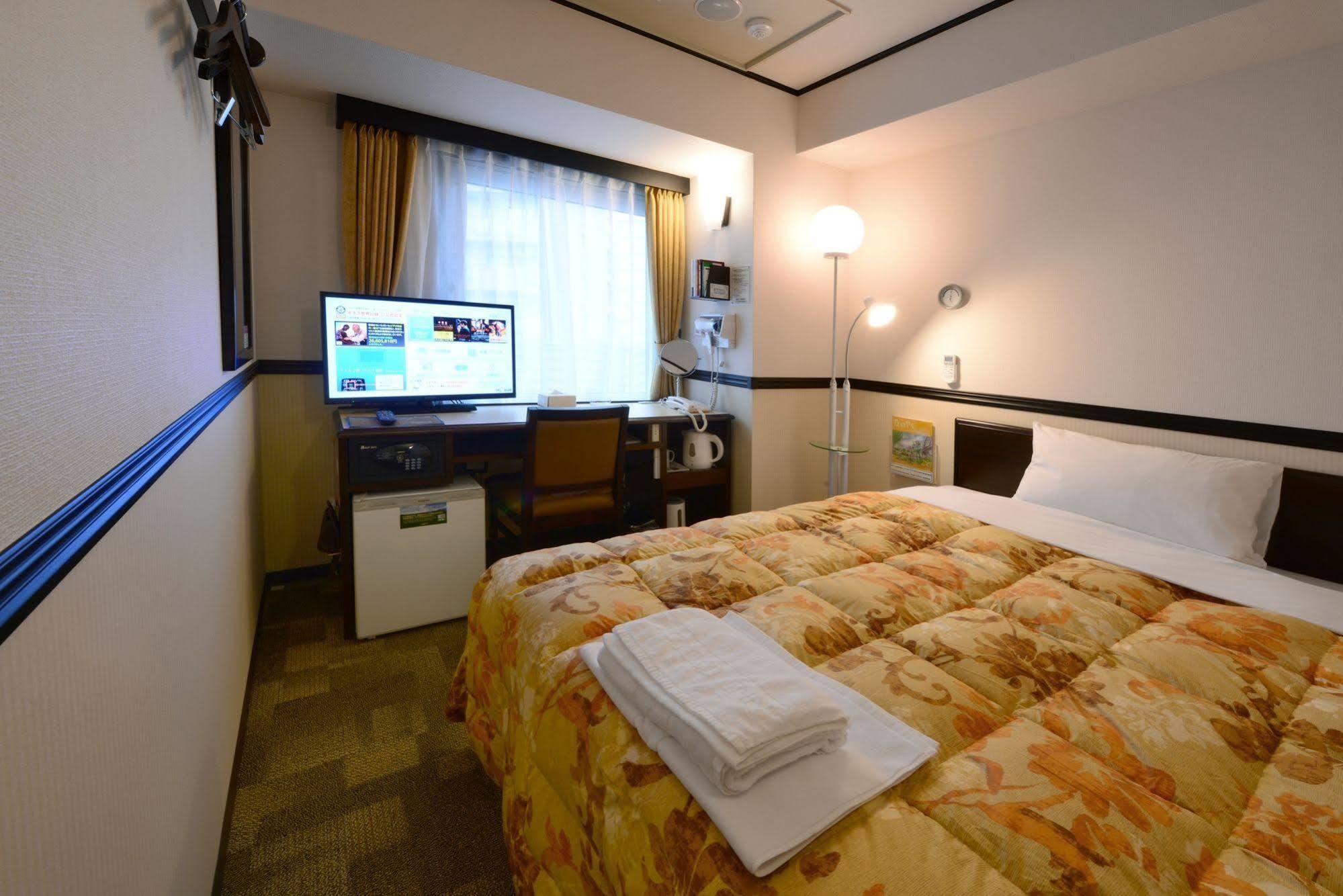 Toyoko Inn Oita Nakatsu Ekimae Экстерьер фото